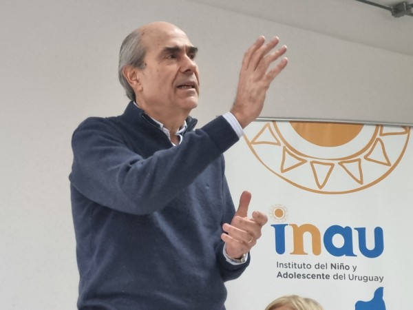 La Intendencia e INAU firmaron convenio por dos nuevos CAIF en Aiguá y Balneario Buenos Aires
