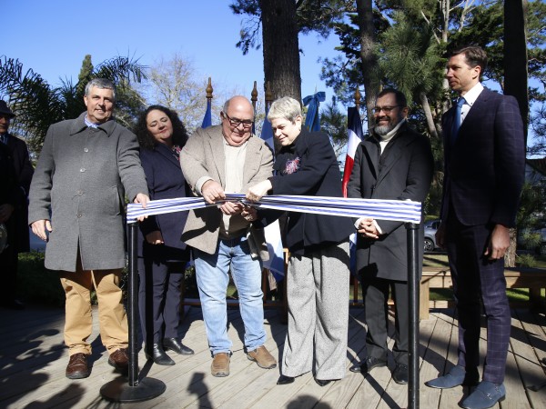 Inauguraron Plaza de...