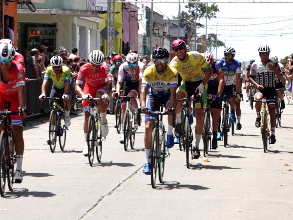 ciclismo, homenaje, caravana,