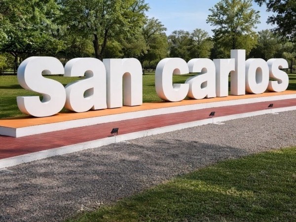 San Carlos tendrá sus letras corpóreas a la entrada de la ciudad, donadas por un vecino