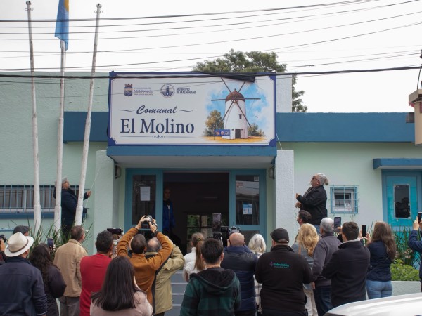 El Centro Comunal El...