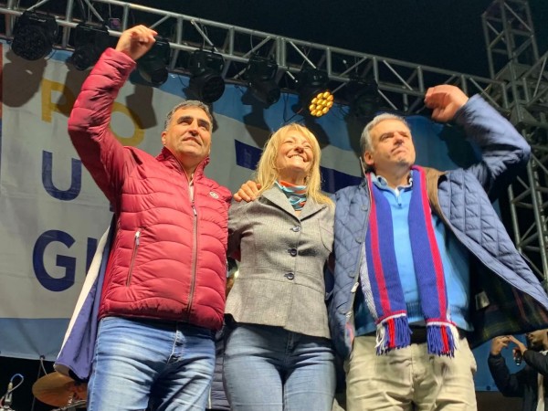 Lima: “El Gobierno de este departamento es particular. Te descuidás y es probable que construyan un edificio en el medio de esta plaza”