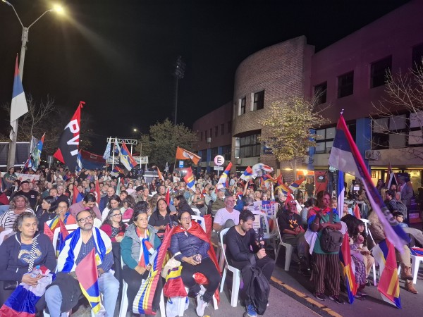 En una demostración de "unidad en la diversidad", el FA cerró su campaña apelando al voto de la ciudadanía para cambiar "años de deterioro"