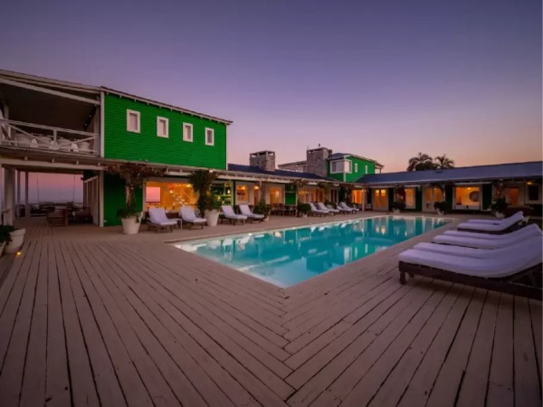 Marcelo Tinelli vende su mansión en José Ignacio: cuenta con 9 dormitorios, 2 casas de huéspedes y acceso privado a la playa