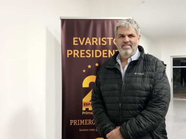 Evaristo presentó en Maldonado su candidatura a la presidencia de Peñarol y dijo que Damiani “tenía todo el derecho a presentarse”