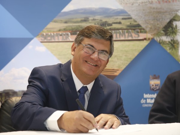 “Estamos redoblando el desafío que comenzó hace 5 años”, dijo Alejandro Echavarría al asumir como alcalde de Pan de Azúcar