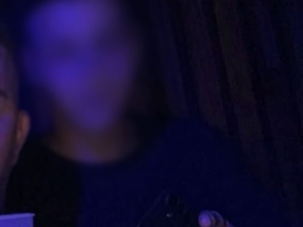 Joven se encuentra g...