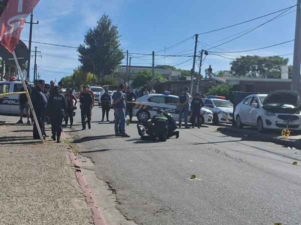 Un hombre fue baleado a plena luz del día en Maldonado Nuevo