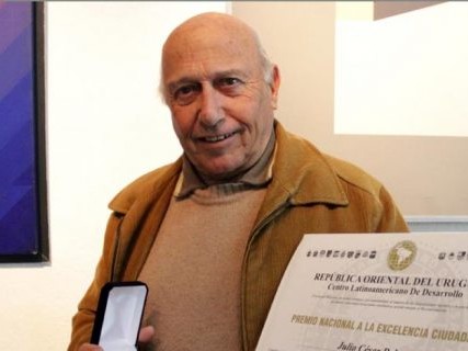 Falleció Julio Cesar...