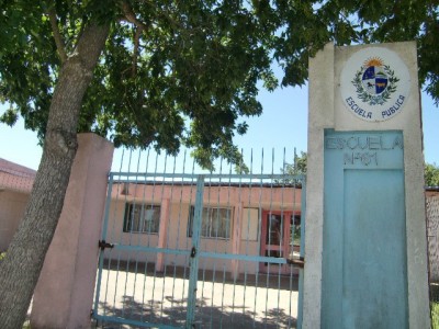 Reclaman más salones de clases y docentes en Escuela N° 61 de Pan de Azúcar