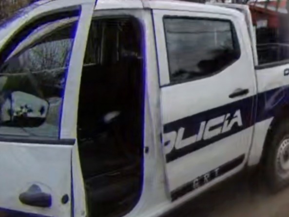 Un móvil policial le...