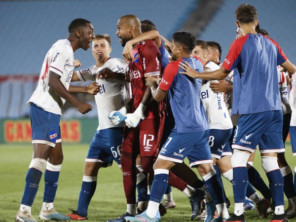 nacional, peñarol, ganó por penales, estadio centenario