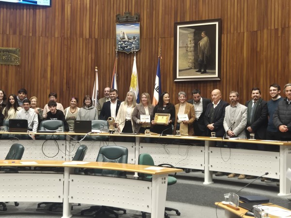 La Junta Departamental reconoció a la UTU de San Carlos en su centenario: “Es un faro y una oportunidad”