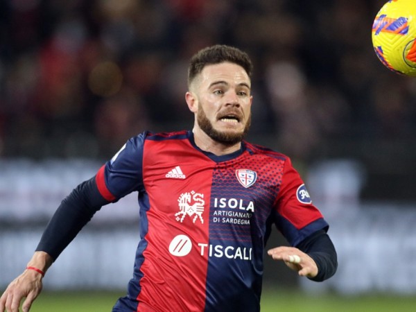 La justicia archivó la denuncia de violencia doméstica contra el jugador Nandez tras un arreglo económico y podrá regresar al país
