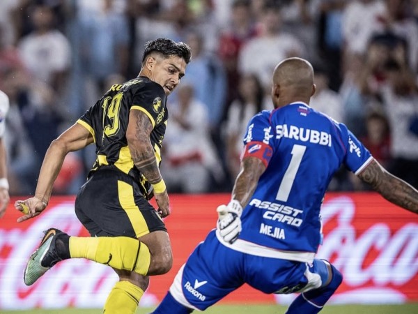 Peñarol se llevó tres puntos del Gran Parque Central