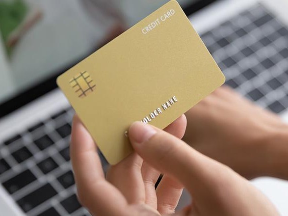 Estafas con autos en...