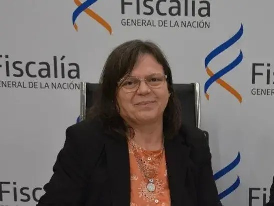 Mónica Ferrero advir...