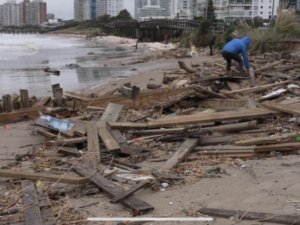 Así quedó la costa desde la parada 1 hasta la 3 de la Mansa tras temporal