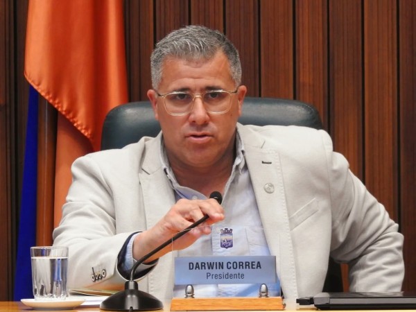Darwin Correa sobre edificación en Punta Ballena: “Veo una bulla bárbara como si todos fuéramos el Dios verde”