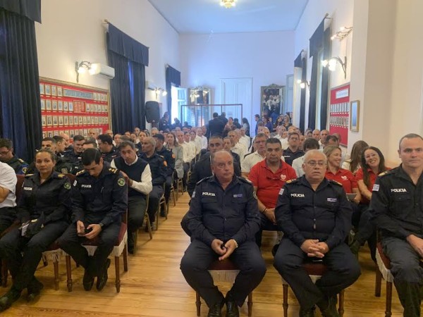 Este viernes egresan...