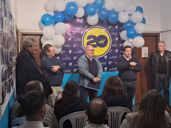 Falero argumentó que el actual gobierno en cuatro años hizo más que su antecesor en quince