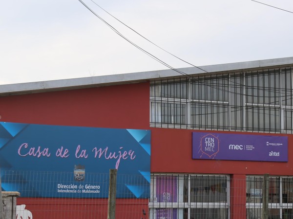 Se encuentran abiertas las inscripciones para diversos talleres y cursos gratuitos en Casa de la Mujer