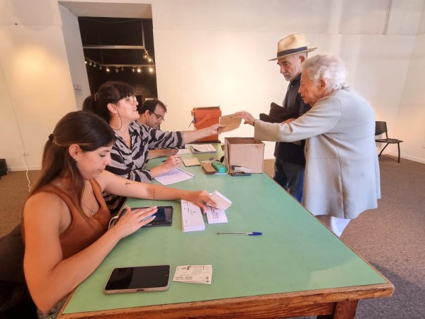 Balotaje 2024: Tiene 102 años y votó esta mañana en Maldonado