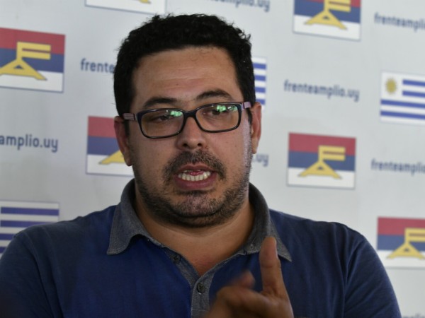 Pacha Sánchez apuntó contra director de OPP: "Hay que explicarle a Alfie que el agua no se puede tomar"