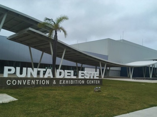 Centro de Convencion...