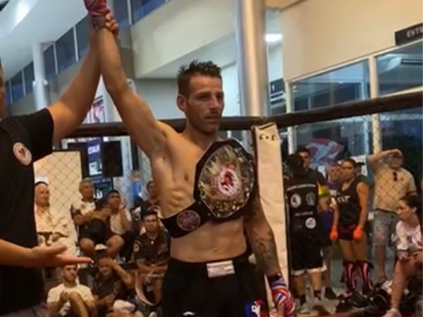 Un peleador maldonadense se consagró campeón mundial por decisión unánime en evento internacional de kickboxing