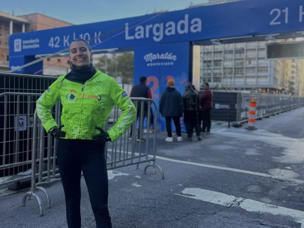 Aldana Sabatel, la fernandina que sorprendió en su debut en la Maratón de Montevideo y se subió al podio