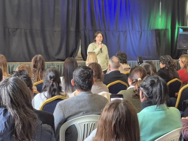 Directora general de Primaria visitó Maldonado para interiorizarse sobre escuelas del departamento