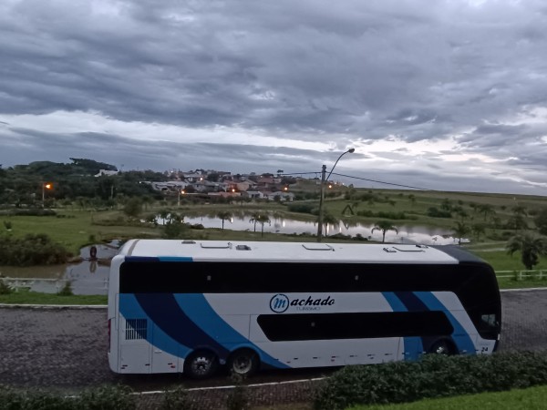 Una excursión de la empresa Machado de San Carlos estuvo varada dos días en Porto Alegre