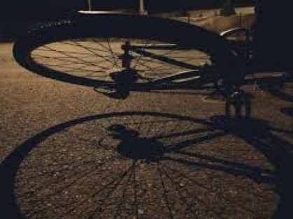 Lo pararon mientras circulaba en bicicleta y llevaba cocaína encima