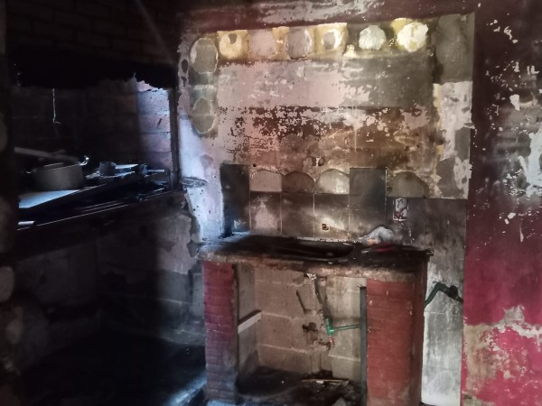 Una vivienda se incendió en Cerro Pelado y propietarios solicitan colaboración