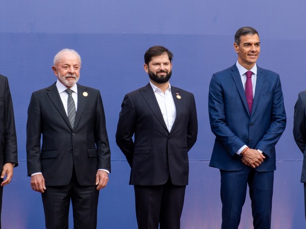 Presidente Orsi recibe a Pedro Sánchez