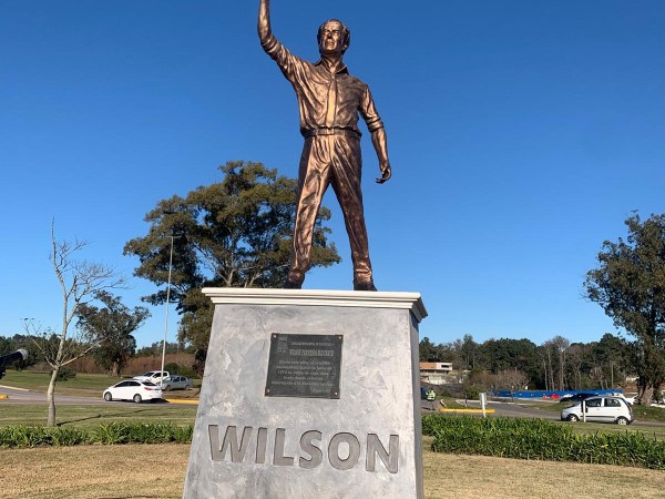 Homenajearon a Wilso...