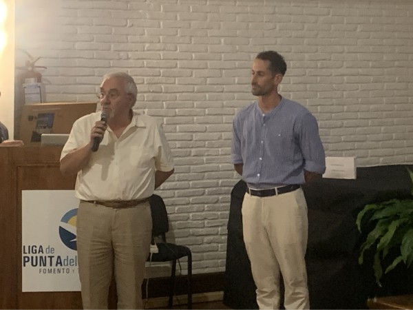 “Me esforcé el triple que todos”: Fernando Antía brindó una charla sobre su experiencia profesional