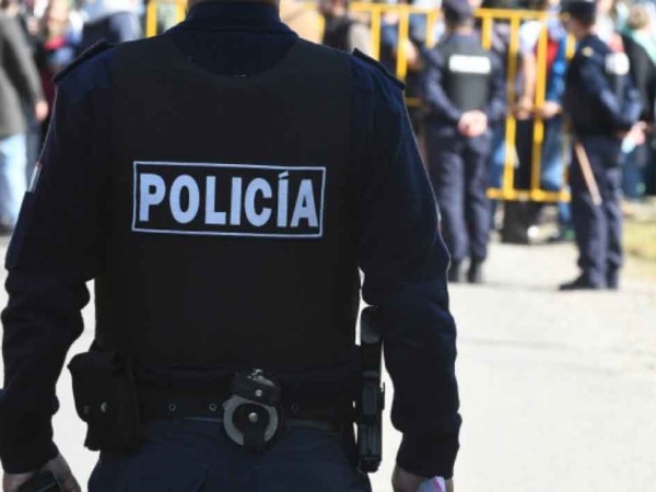 Una mujer denunció el hurto de dos laptops y $10.000 del interior de su auto