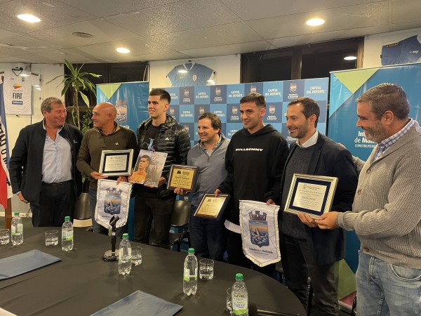 Fueron homenajeados los fernandinos campeones del mundo sub 20, Randall Rodríguez y Mateo Antoni