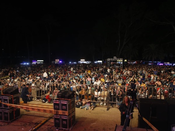 El Punta Fest reunió a más de 20 mil personas en la zona de El Placer