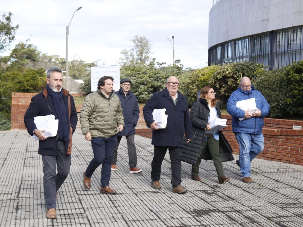 Intendencia presenta...