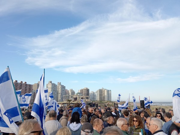 Embajadora de Israel dijo en acto en Punta del Este "estaremos juntos, firmes contra el terrorismo".