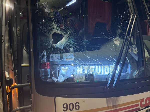 Ataque a un ómnibus que viajaba de Punta del Este a Montevideo