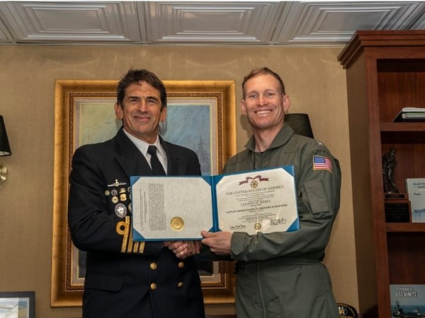 Capitán de navío ori...
