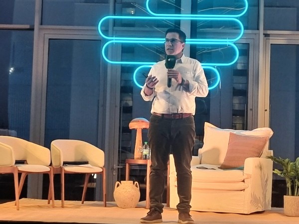 Alejandro De Barbieri: “Vivimos en un mundo de mucha inmadurez emocional”