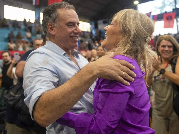 Yamandú Orsi y Carolina Cosse, la fórmula presidencial del Frente Amplio