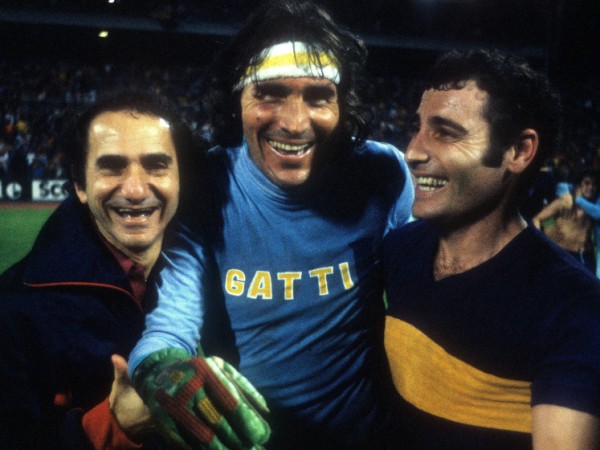 Falleció Hugo “Loco” Gatti a los 80 años: fue ídolo de Boca y rompió varios récords en el fútbol argentino