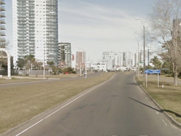 Una mujer salió a ca...