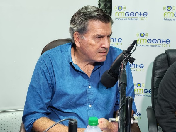 Bordaberry apuntó co...